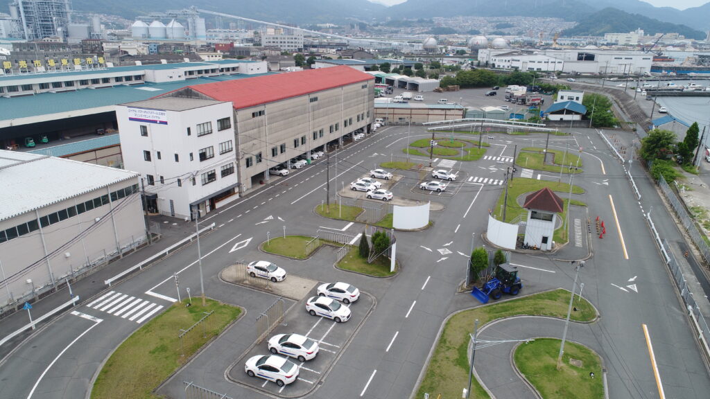 ロイヤルドライビングスクール広島の空撮画像